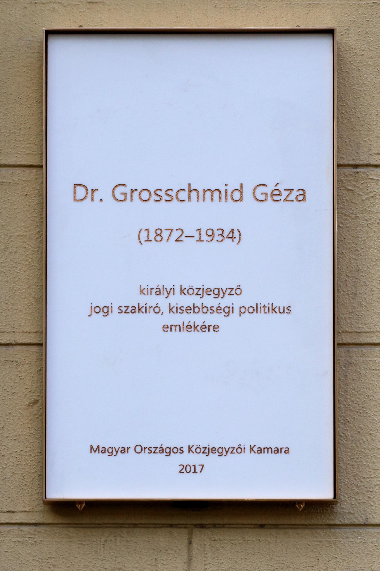 haj_72505.jpg
